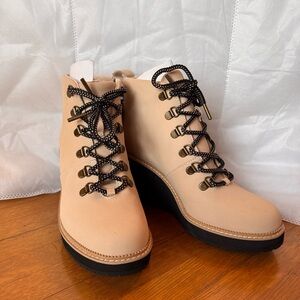 Toms Melrose Beige Water Resistant Hiking Wedge